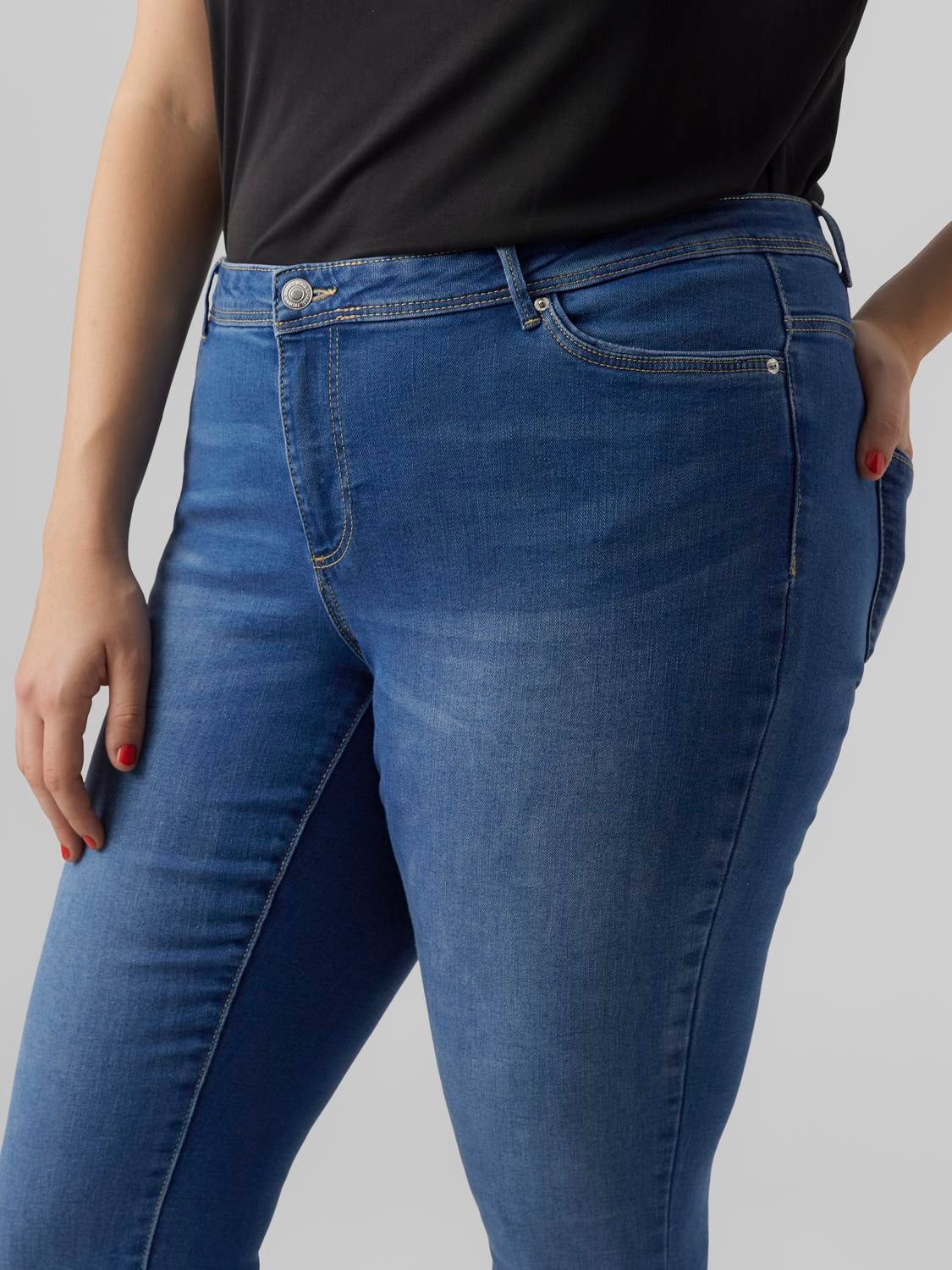 VMCFANYA Mid Rise Slim Fit Jeans