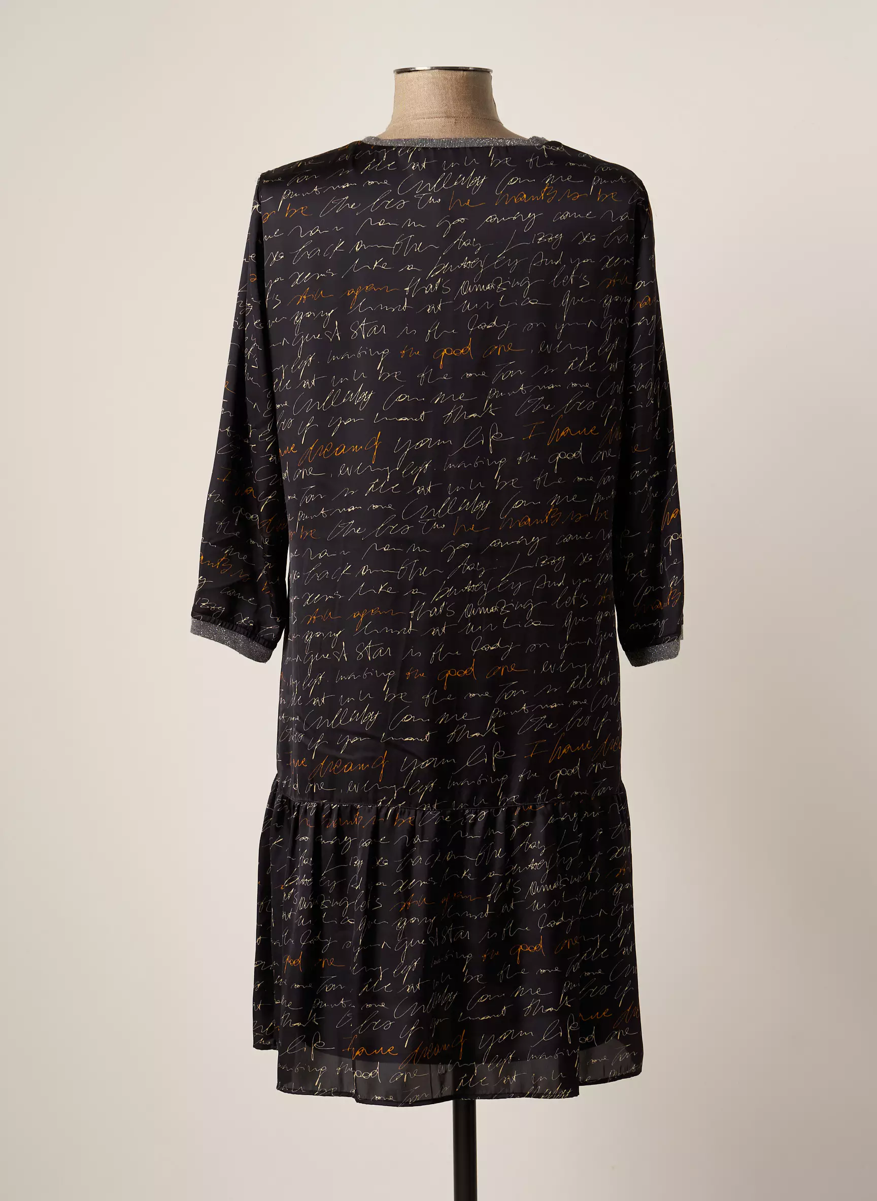 Divas Robes Mi Longues Femme couleur noir