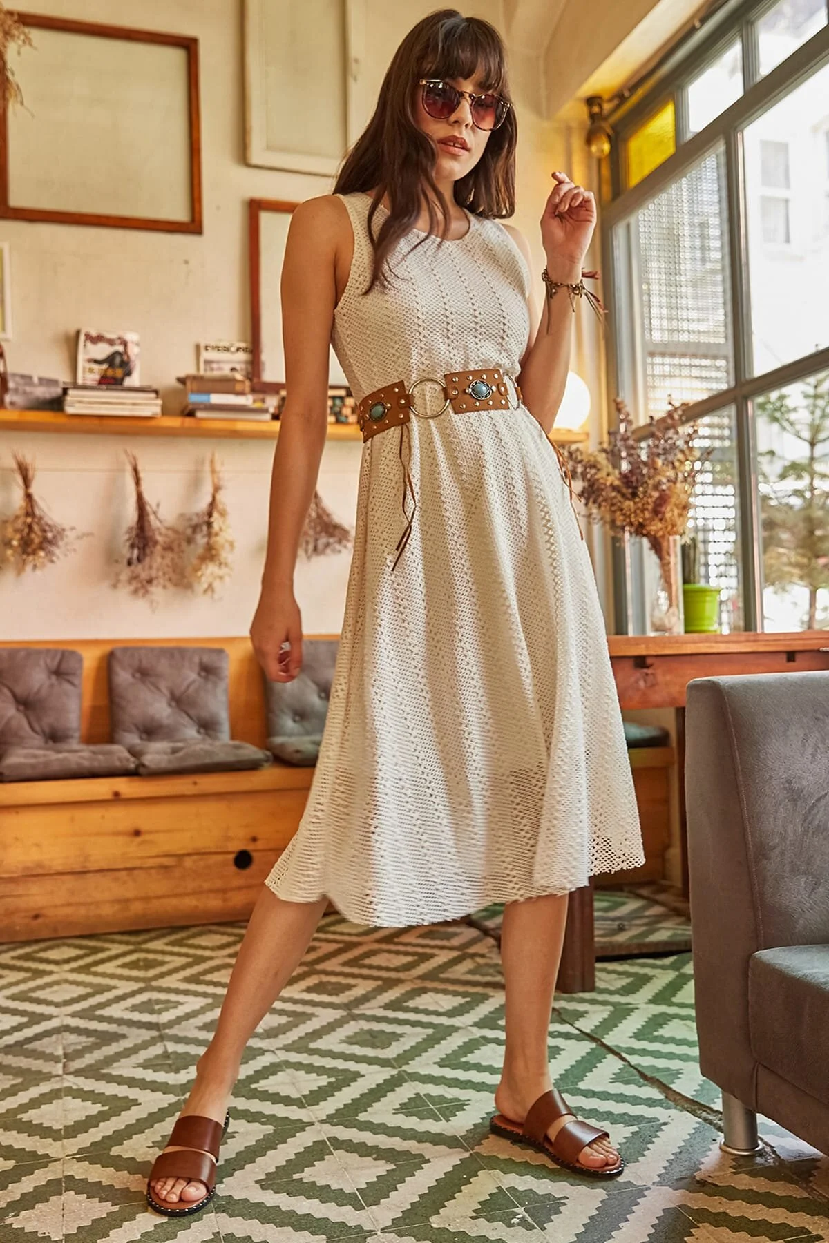Olalook  Damenkleid aus Guipure-Guipüre mit steinerner Taille und elastischem Futter ELB-19000433