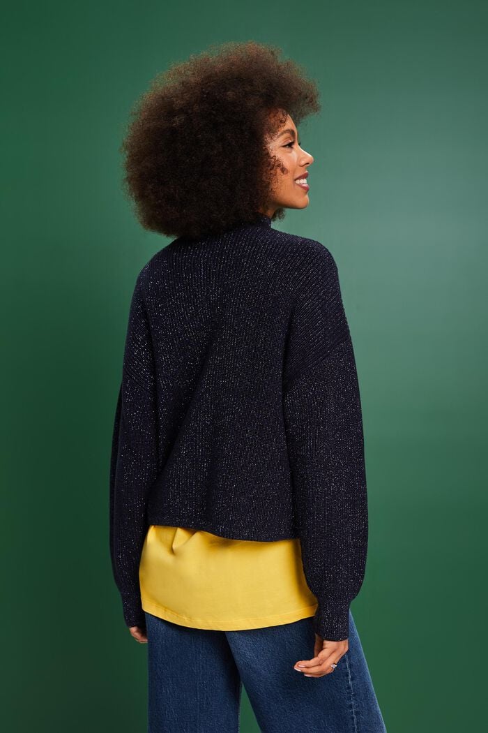 Rippstrickpullover mit Glitzereffekt