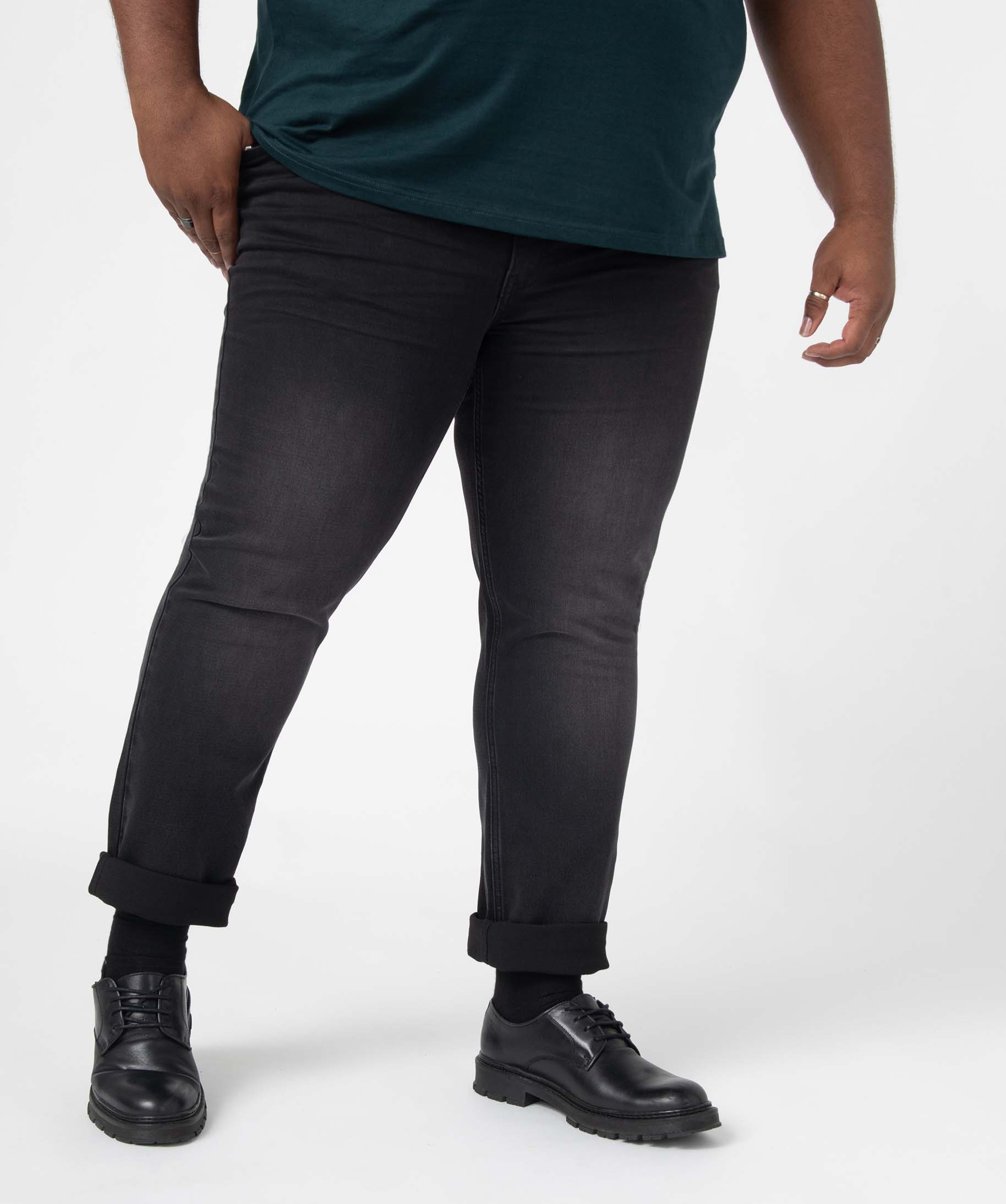 Jean homme coupe Straight légèrement délavé noir | GEMO