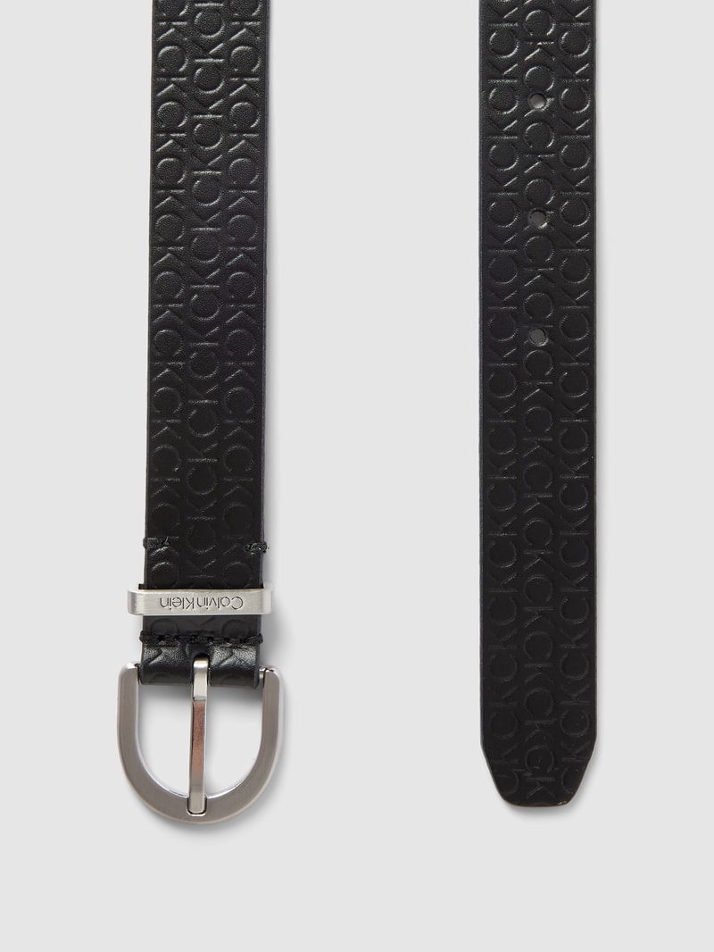 Gürtel aus Leder mit Label-Detail in schwarz