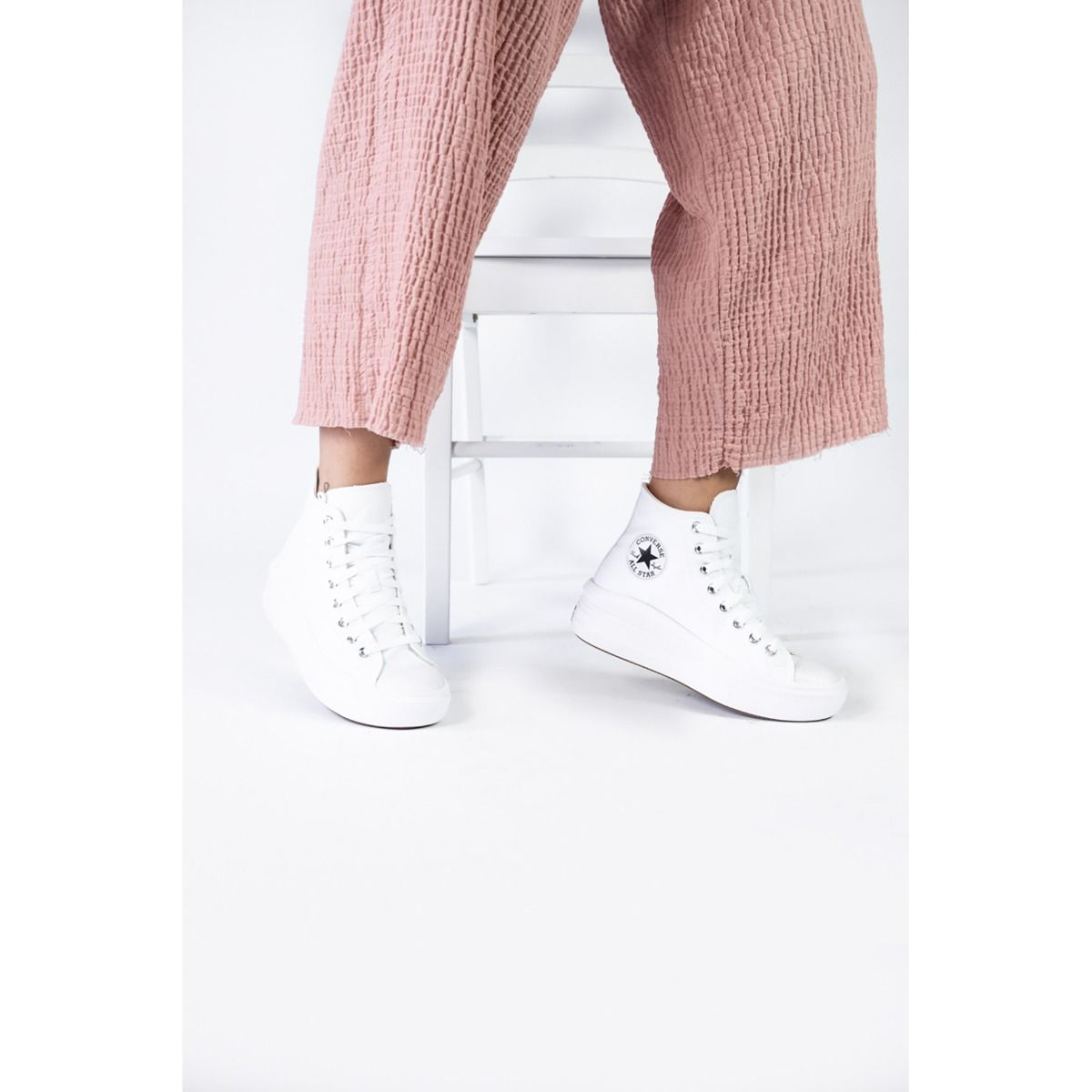 Converse  CHUCK TAYLOR ALL STAR MOVE PLATFORM - Blanc