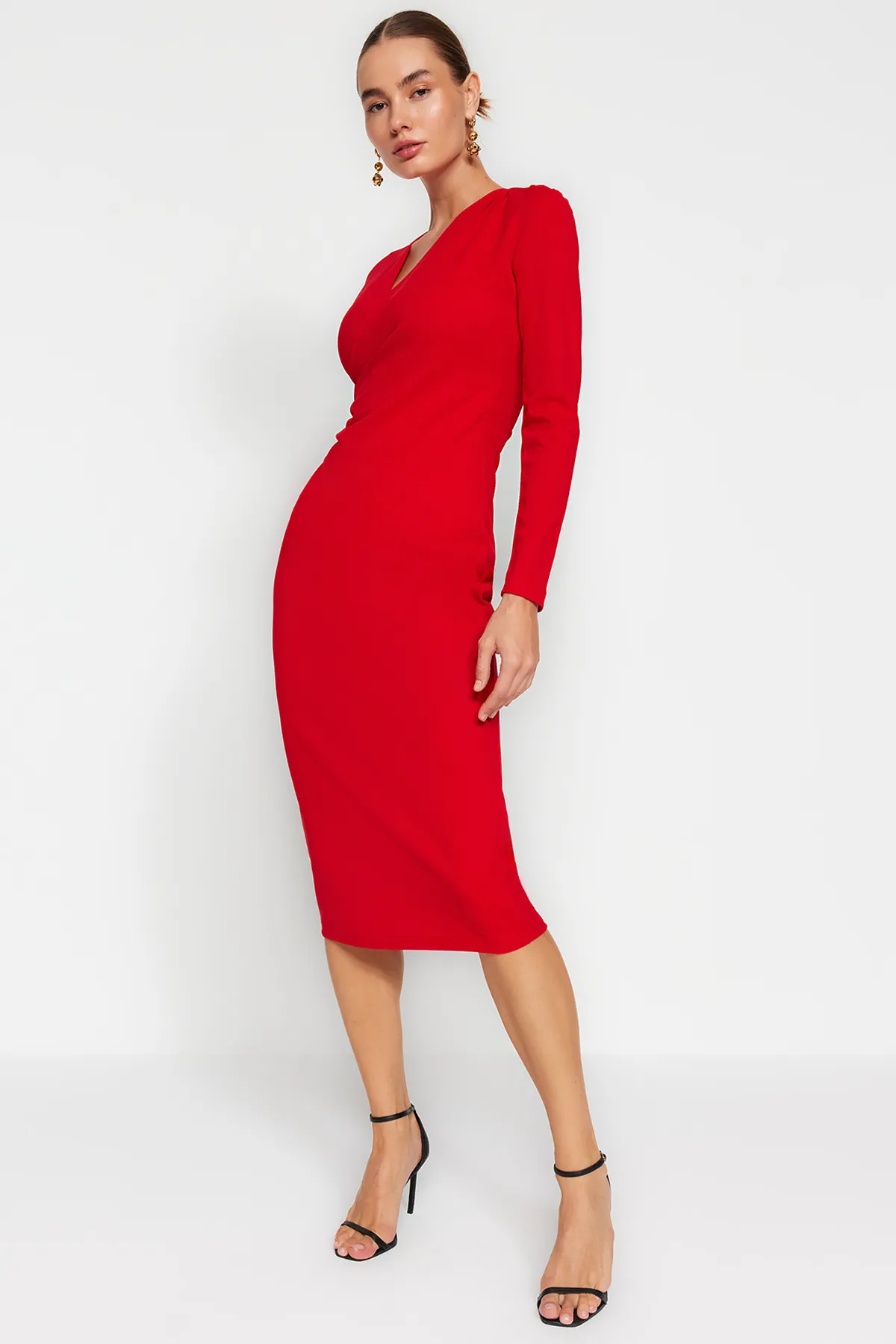 Trendyol Collection  Rotes, zweireihiges, langärmliges Midi-Strickkleid mit gerafftem Kragen und detailliertem Schnitt TWOAW24EL00826