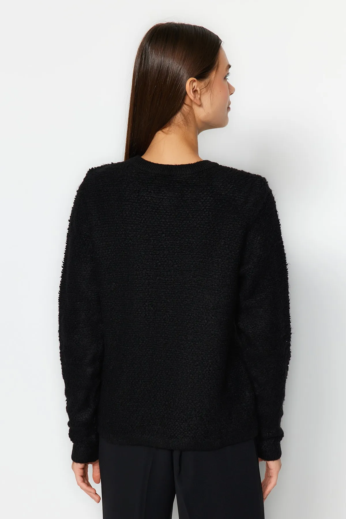 Trendyol Collection  Schwarzer, weich strukturierter Strick-Cardigan mit Accessoires TWOAW24HI00039