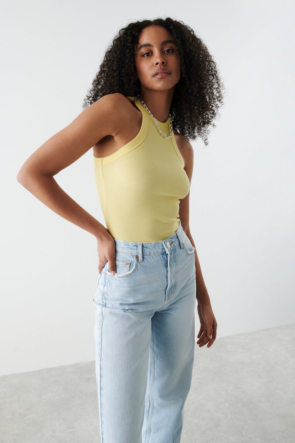 Basic rib tank