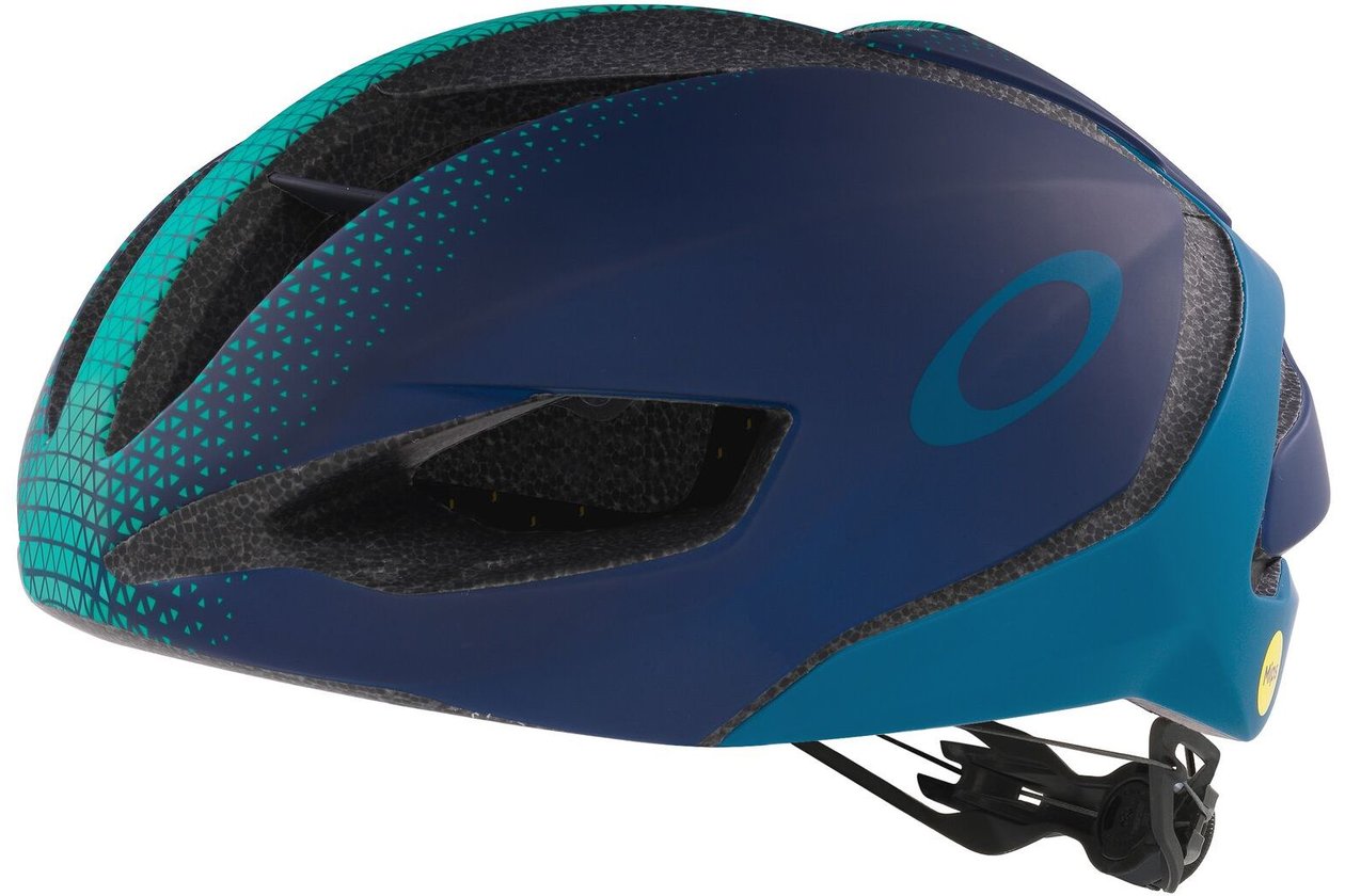 Oakley ARO5