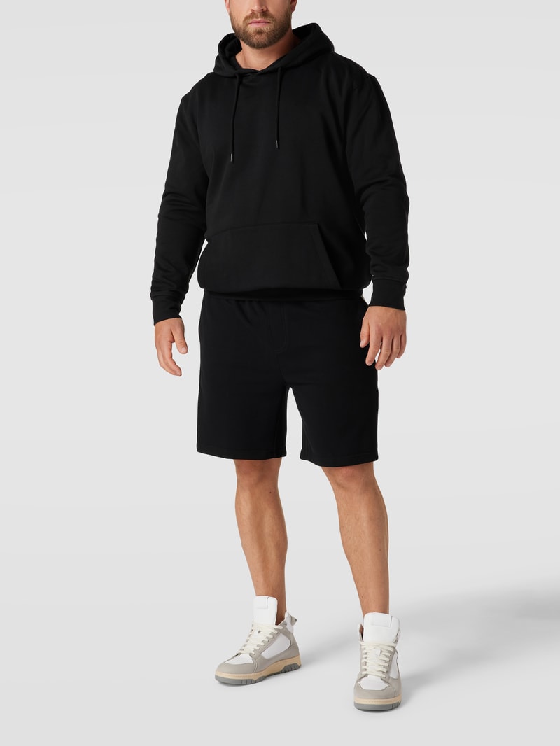 PLUS SIZE Sweatshorts mit Galonstreifen in schwarz