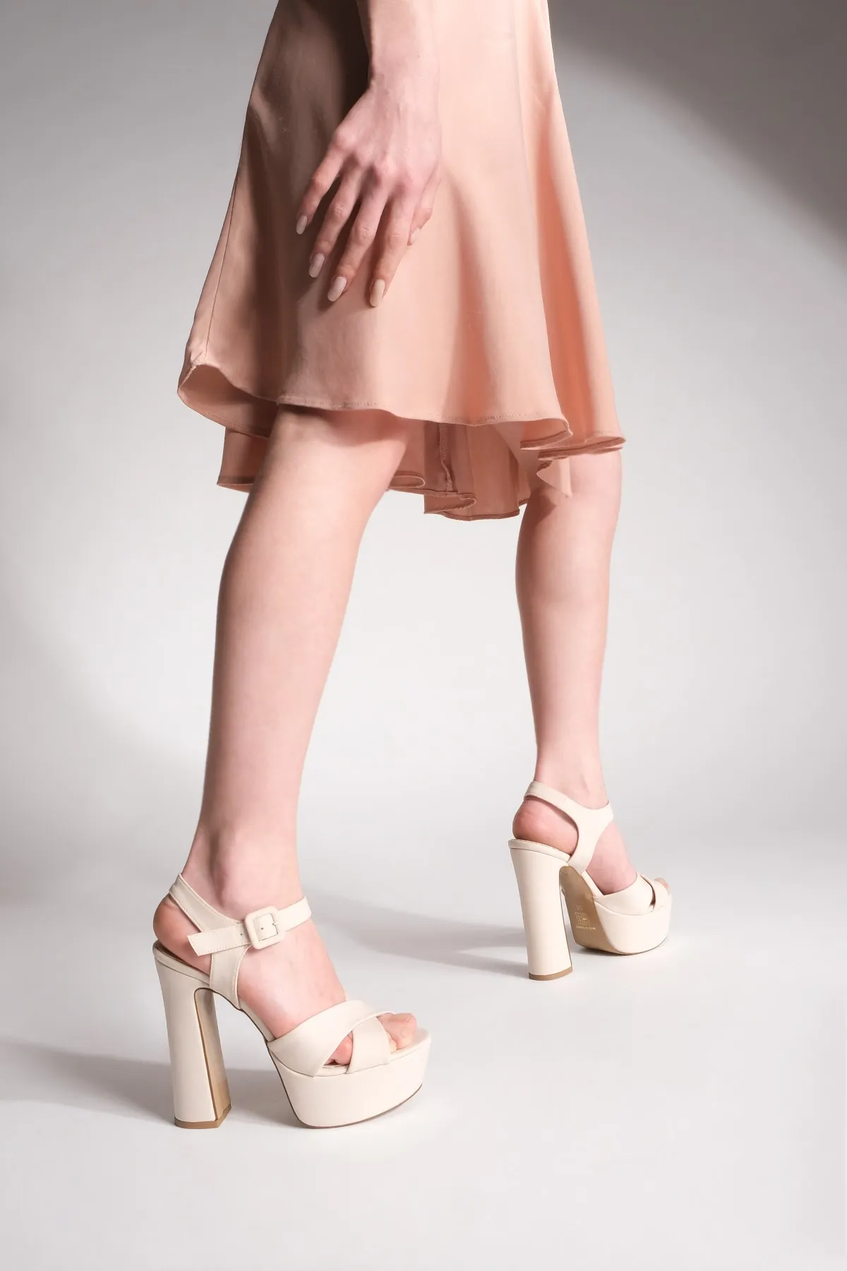 Marjin  Damen Plateauschuhe mit Absatz Abendschuhe Hochzeitsschuhe Barve Ecru