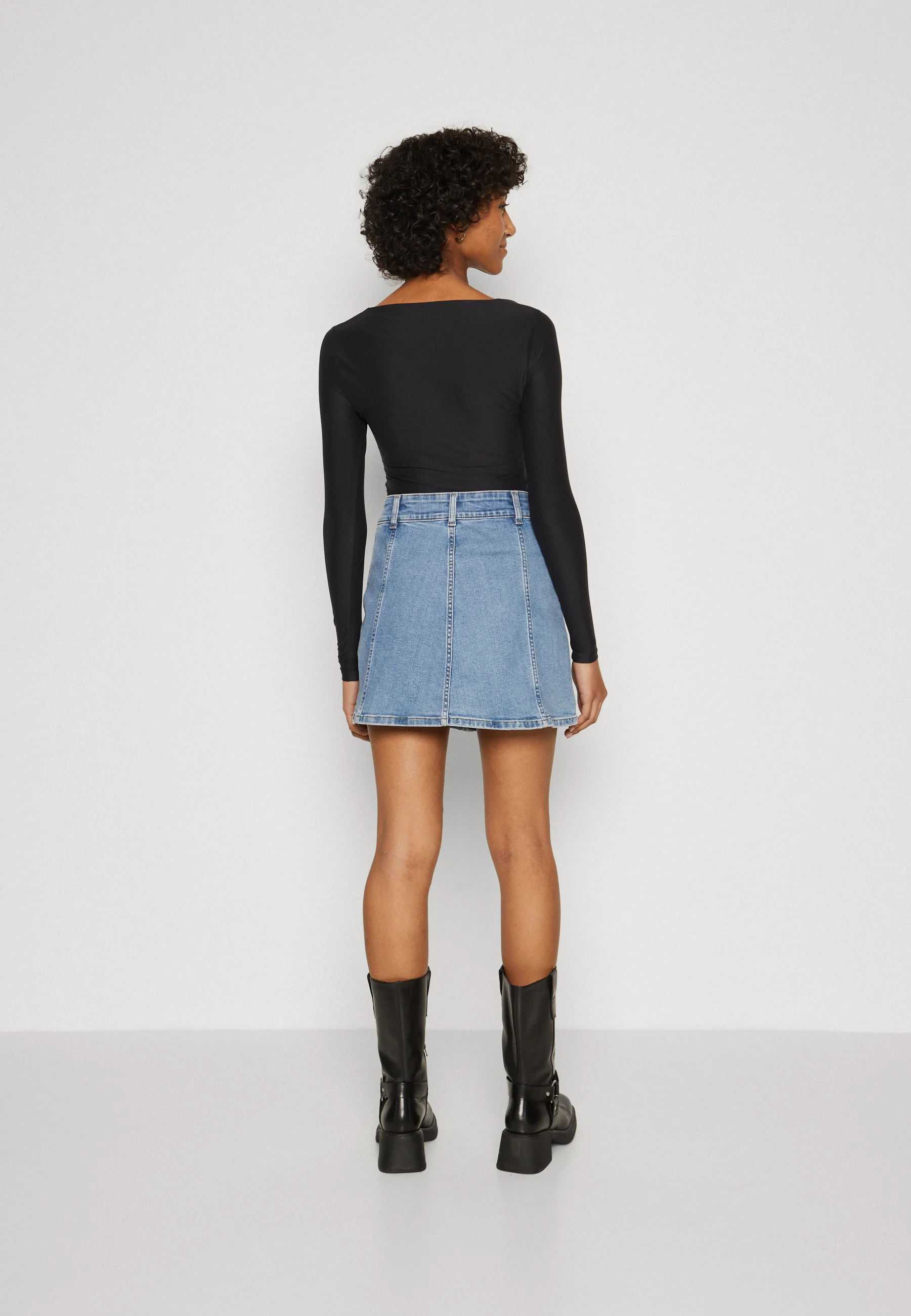 Wrangler MINI SKIRT - Falda vaquera