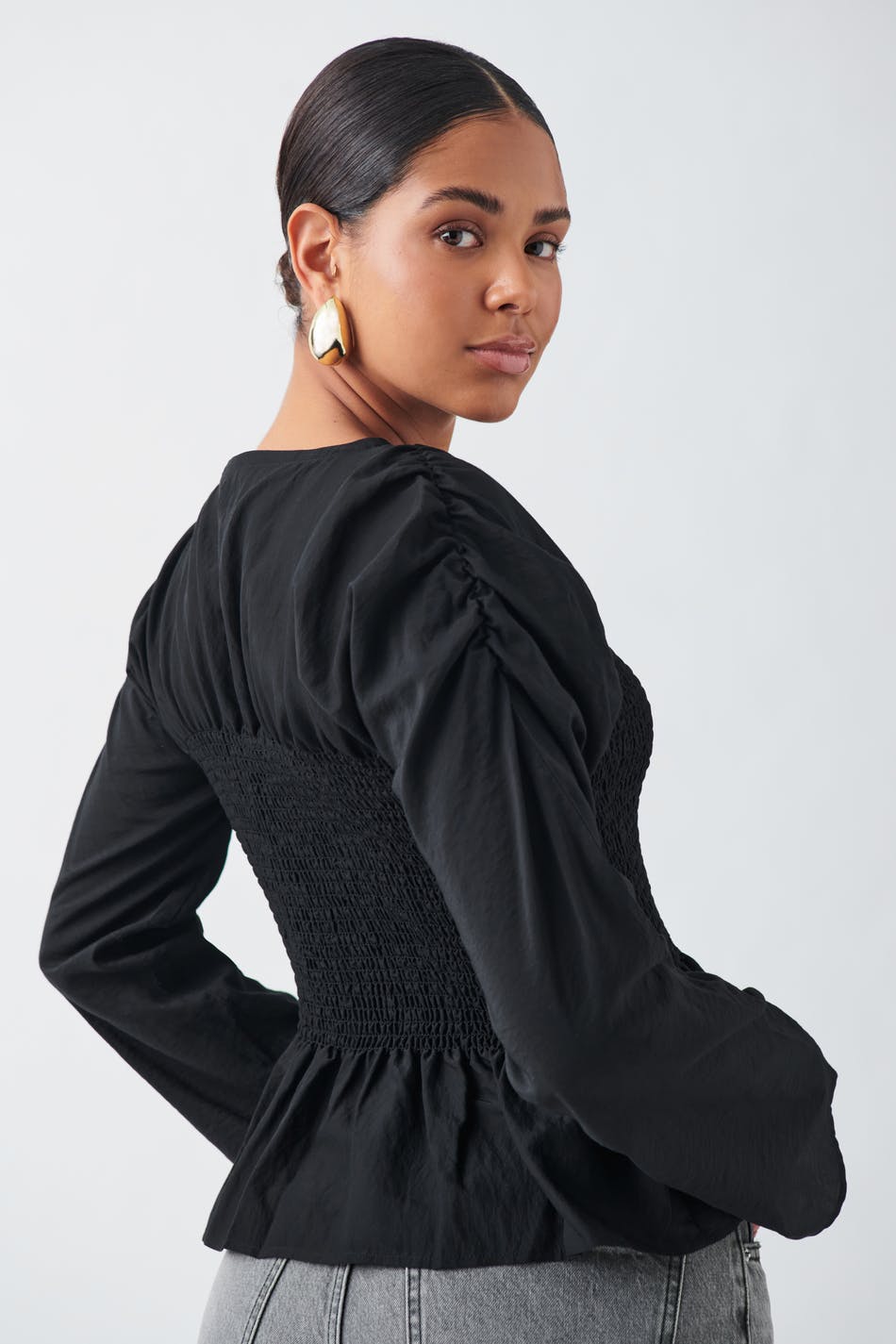 Puff sleeve blouse