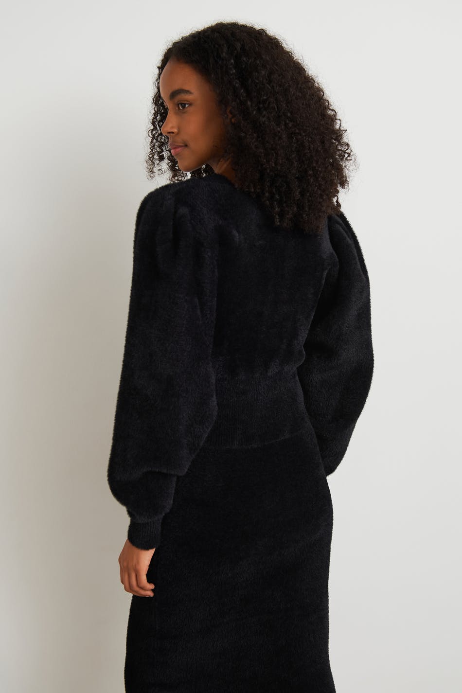 Bun trend sweater