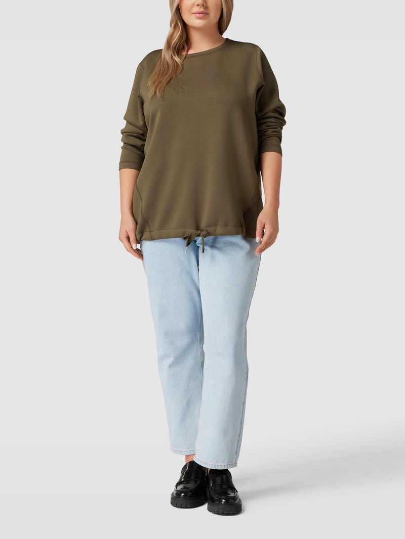 PLUS SIZE Sweatshirt mit Label-Detail in khaki