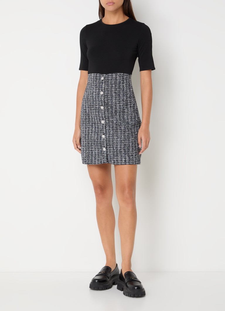 Rochie scurtă Maje cu efect de tweed și imprimeu în caruri.