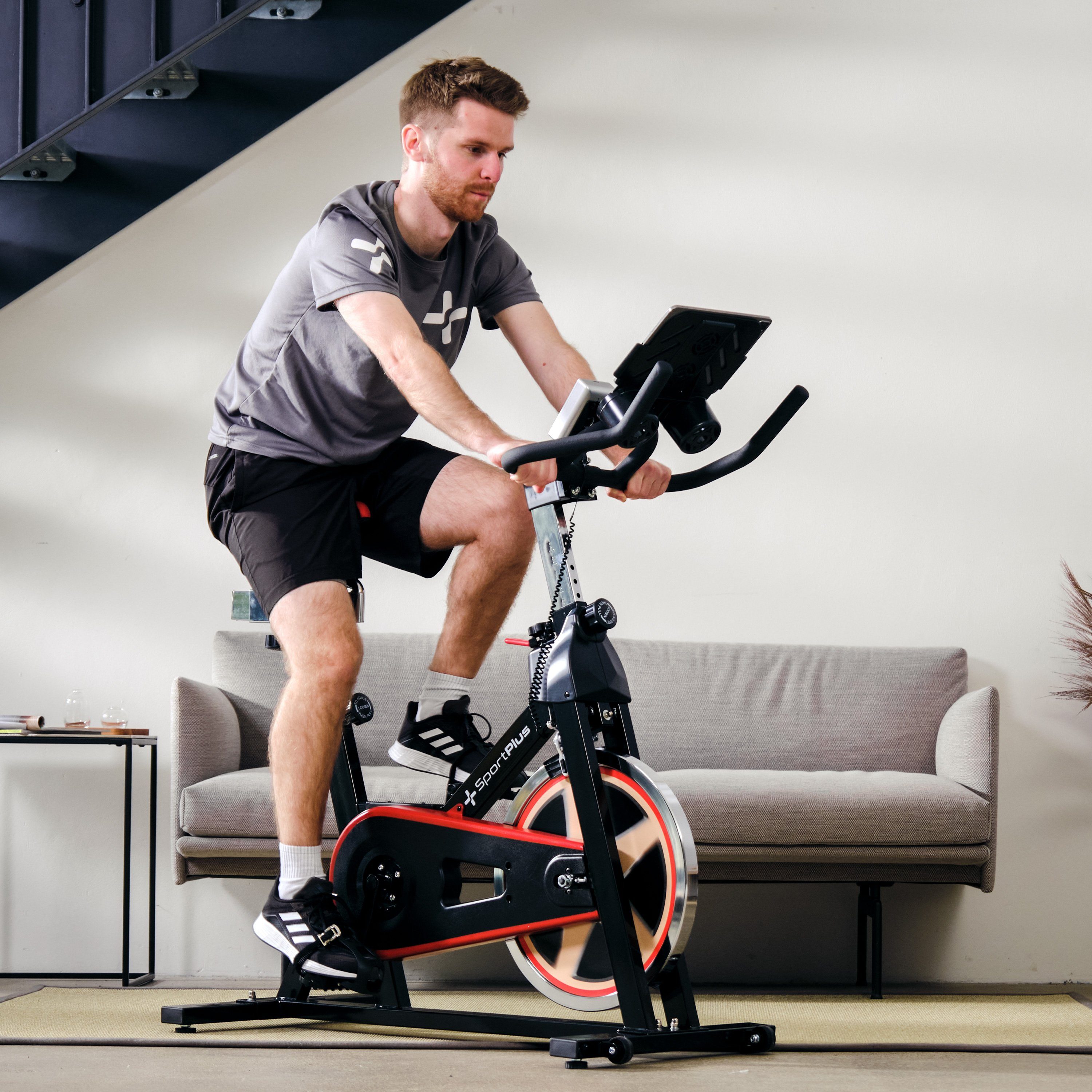 SportPlus Heimtrainer SP-SRP-2100-i, Speedbike, Fitness-Bike, stufenloser Widerstand, 13 kg Schwungmasse