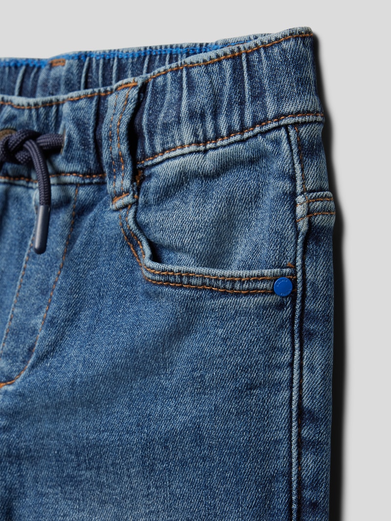 Jeans mit elastischem Bund in blau