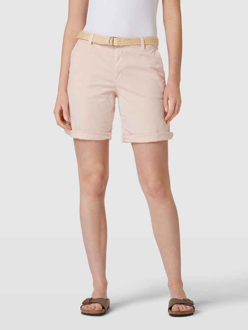 Shorts mit Gürtel in rosa