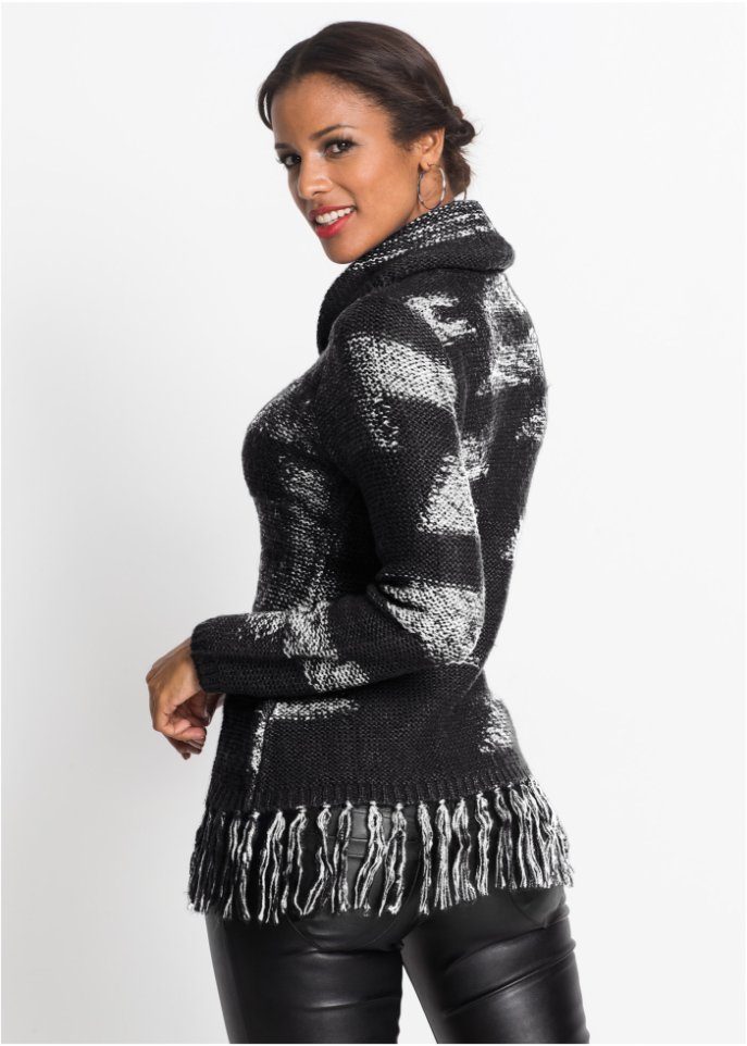 Strickpullover mit Fransen