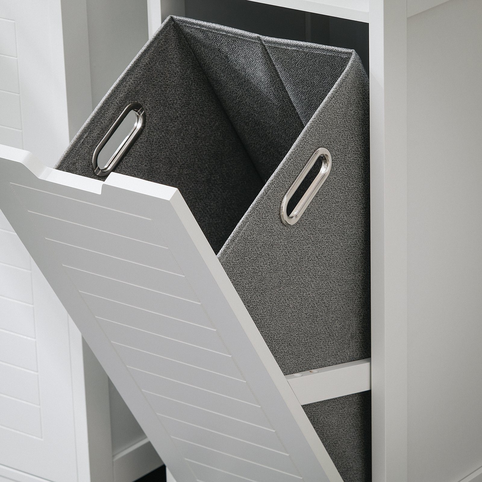 SoBuy Wäscheschrank BZR122 Badschrank mit Wäschesack Wäschesammler Wäschekorb Wäschetruhe Weiß