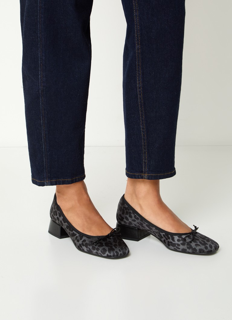 Jonak Dybil salonka s leopard printom