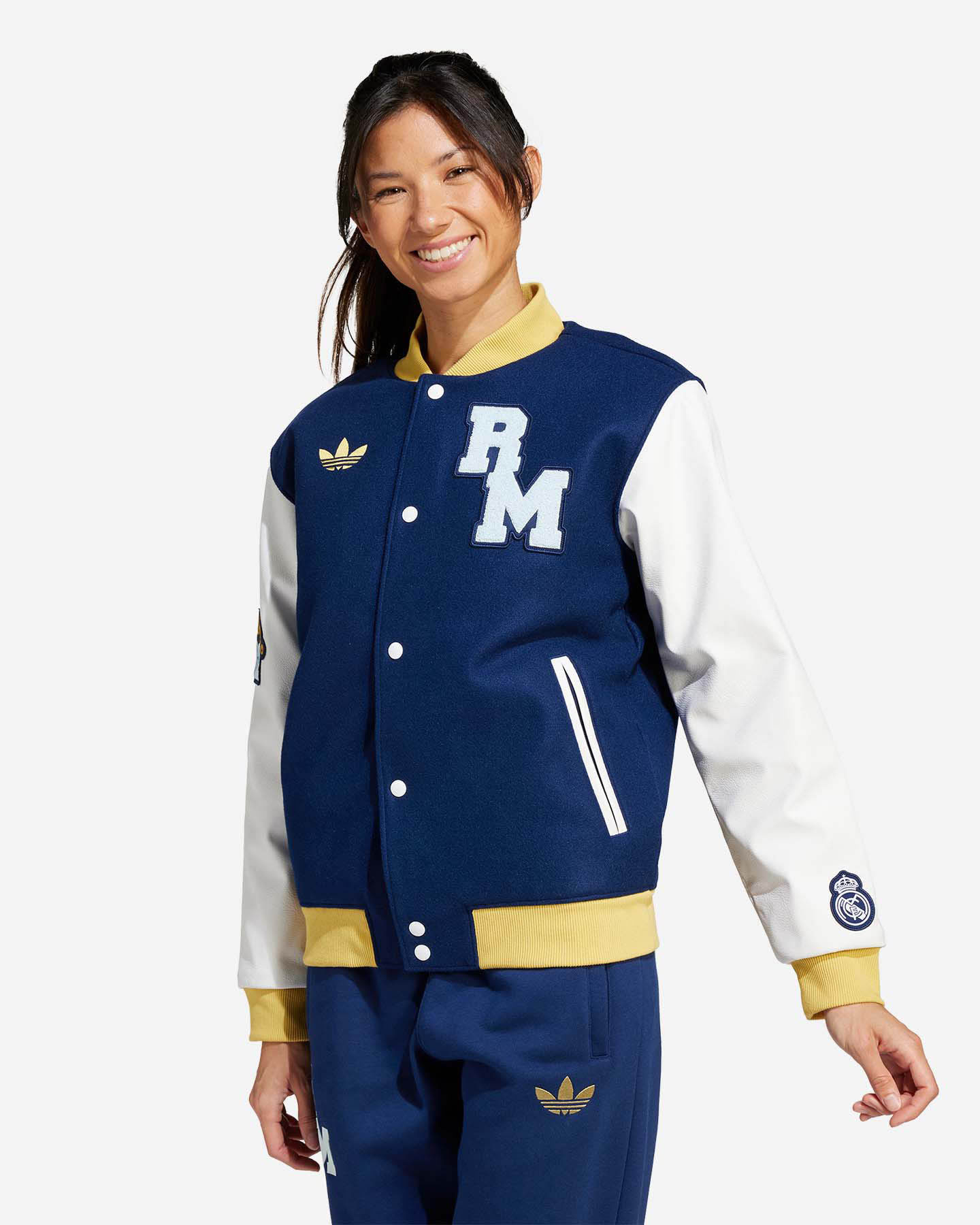 Oficiálne futbalové oblečenie Adidas Real Madrid Vrct Og M JF2589
