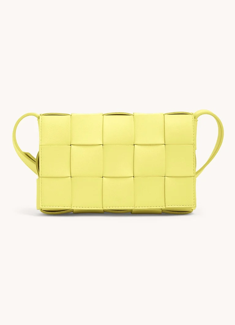 Bottega Veneta Pieni Kasetti lampaannahkainen olkalaukku