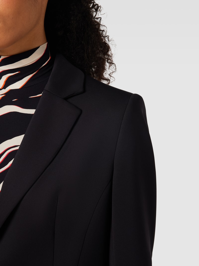 Longblazer mit Pattentaschen in schwarz