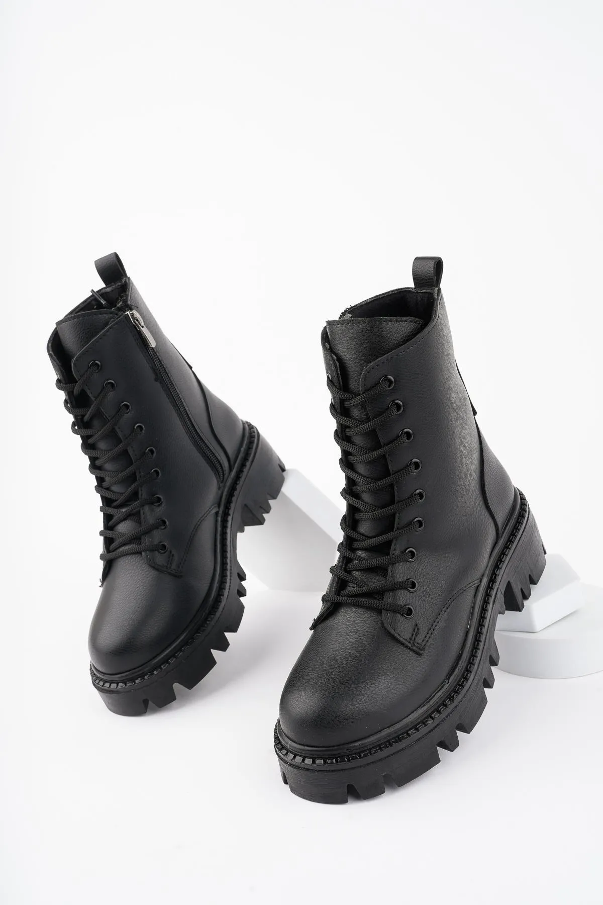 MUGGO  Dombas garantierte Damen-Schnürstiefel