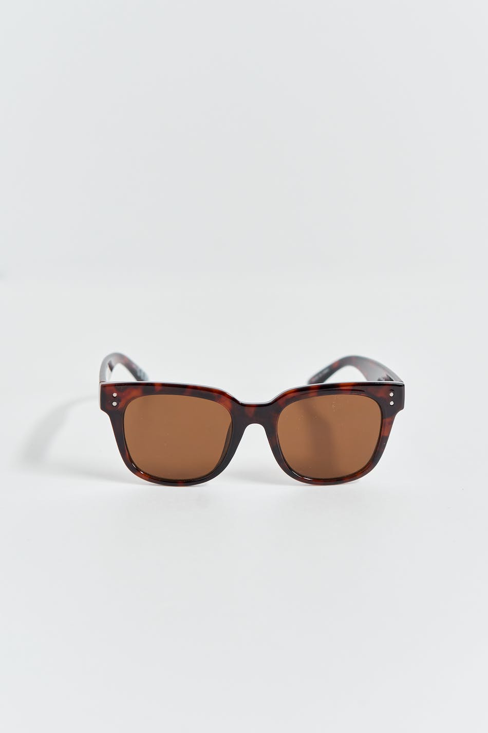 Basic sunglasses