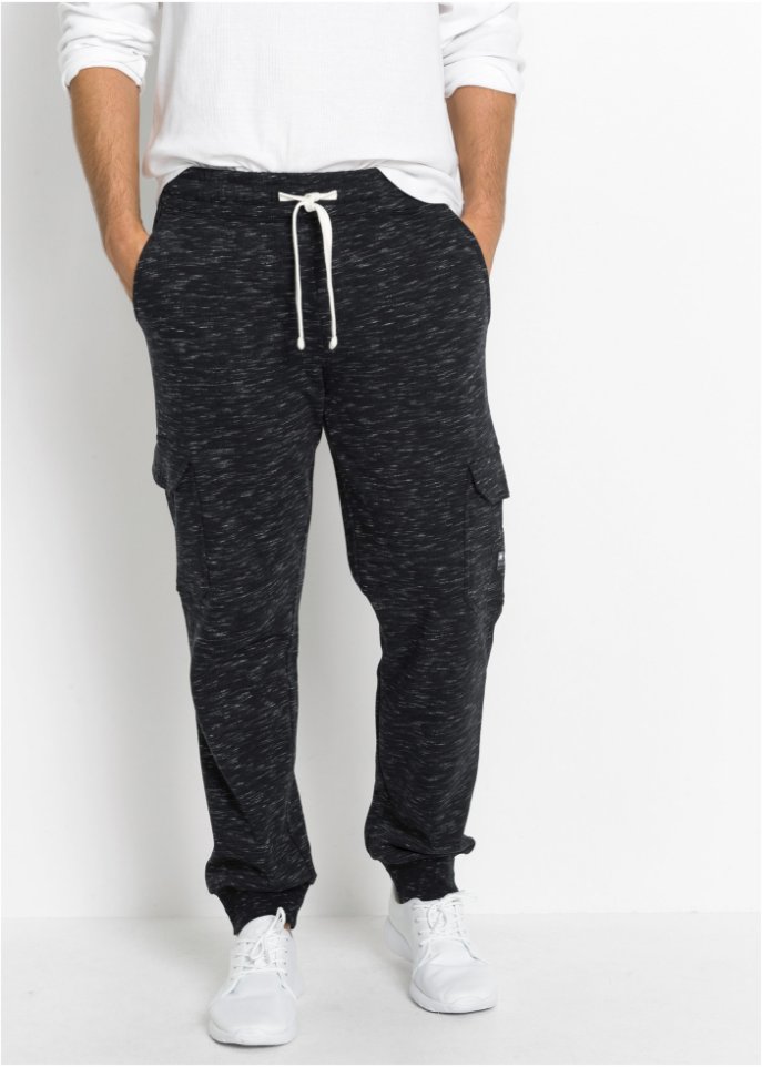 Jogginghose mit Cargotaschen