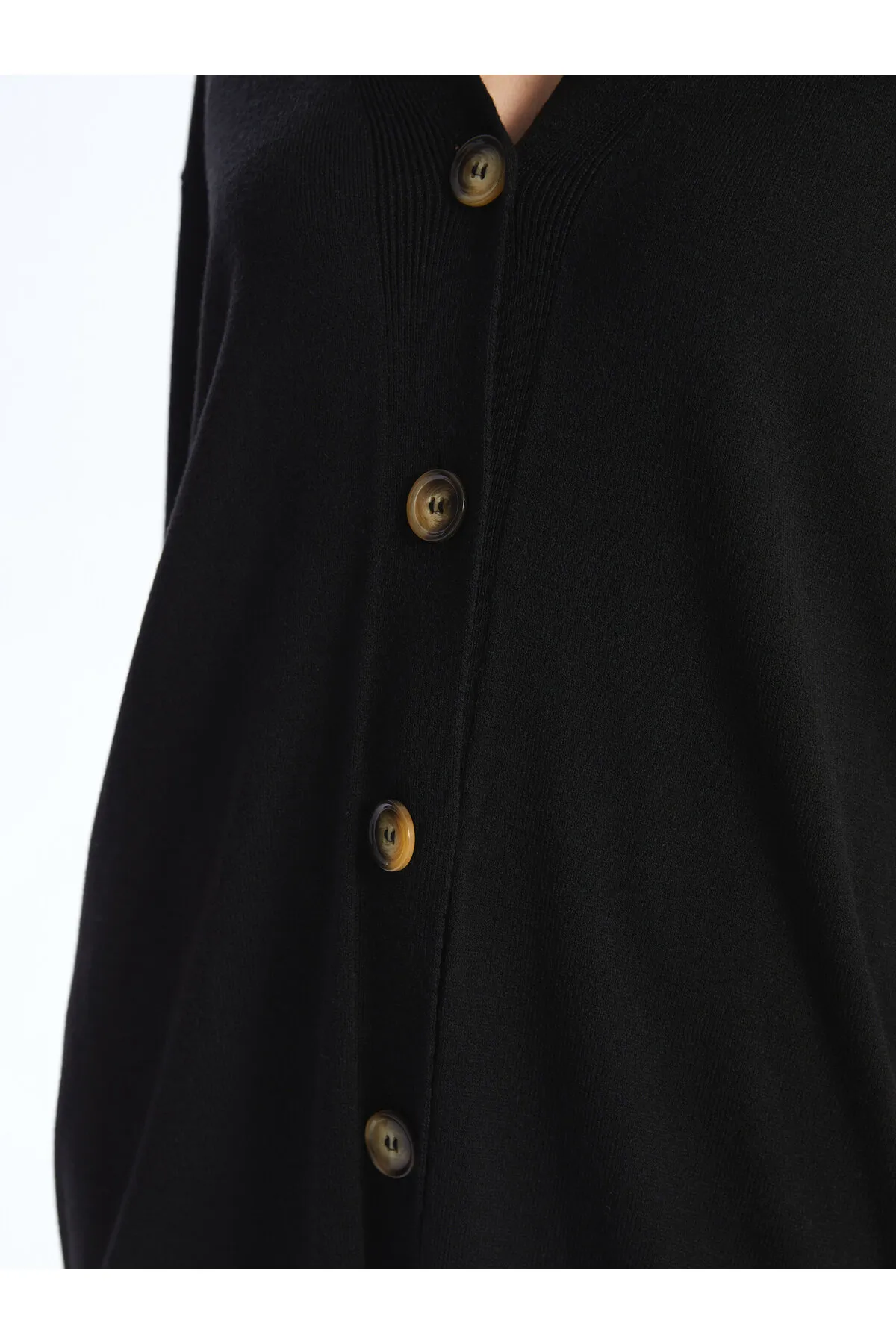 LC Waikiki  Einfarbige, langärmlige Damen-Strickjacke mit V-Ausschnitt