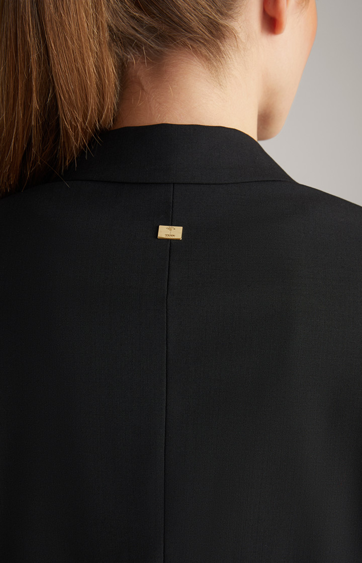 Kurz-Blazer in Schwarz