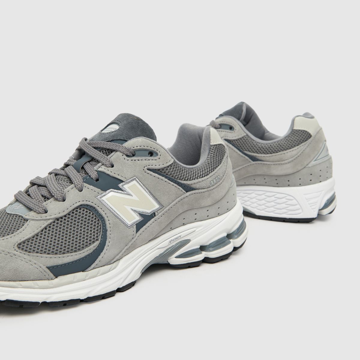 New Balance 2002r träningsskor i vitt och grått