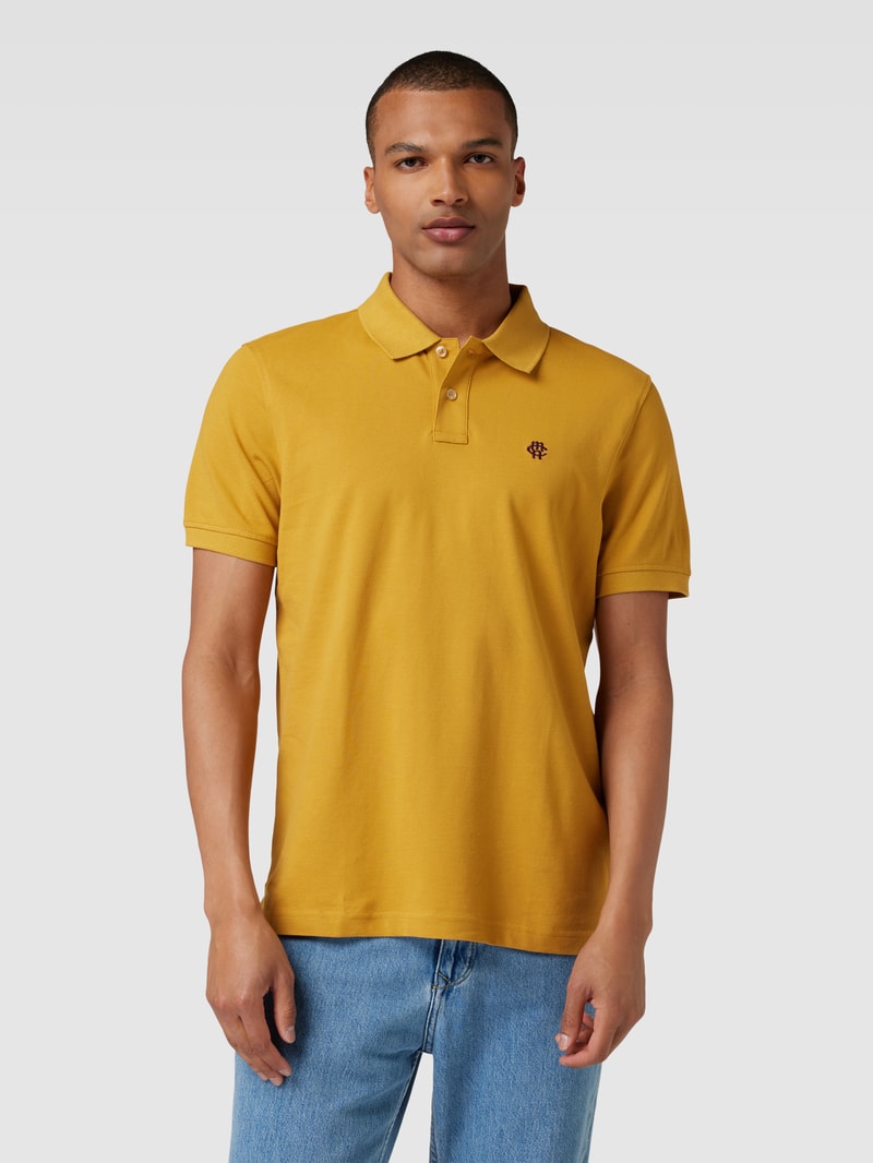 Poloshirt mit Label-Stitching in senfgelb