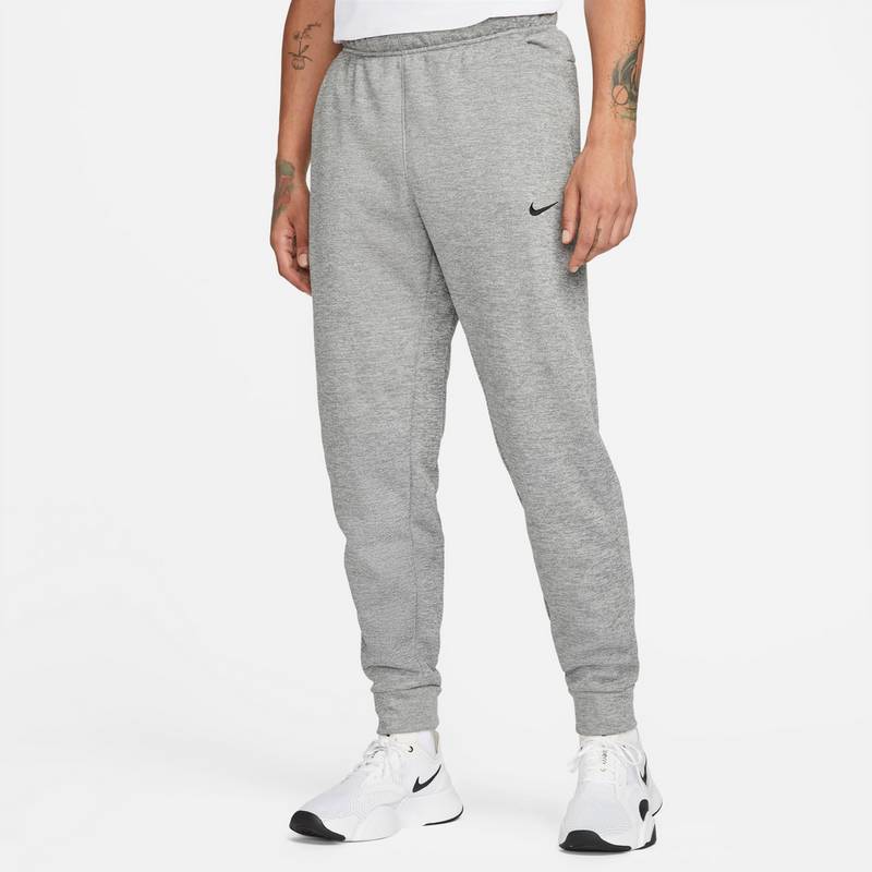 Nike Taper Trainingshose Herren