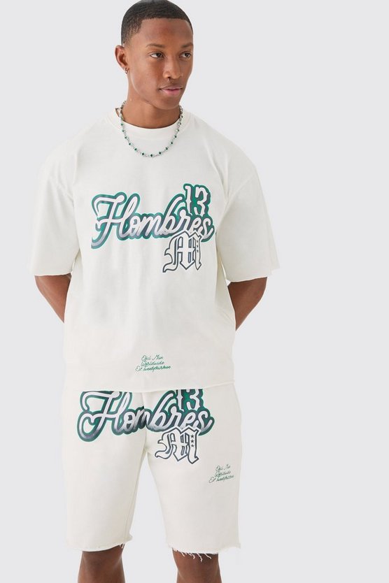 Kastiges Oversize T-Shirt mit rohem Saum und Homme-Print & Shorts