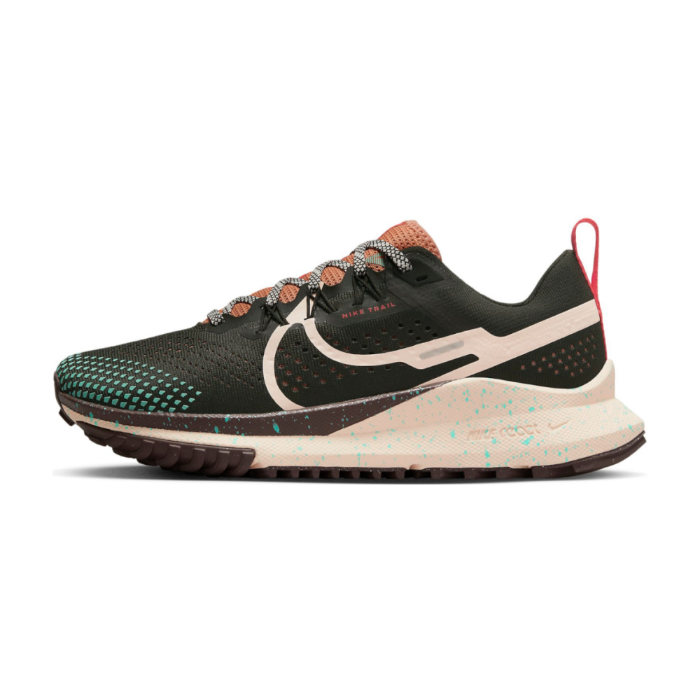 Nike React Pegasus Trail 4 DJ6159-300 / grün