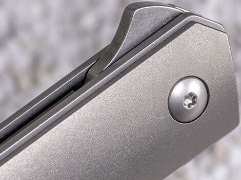 Kwaiken Flipper Titan