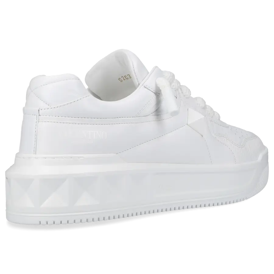 Valentino Garavani - Sneaker low ONE STUD XL Nappaleder - weiß
