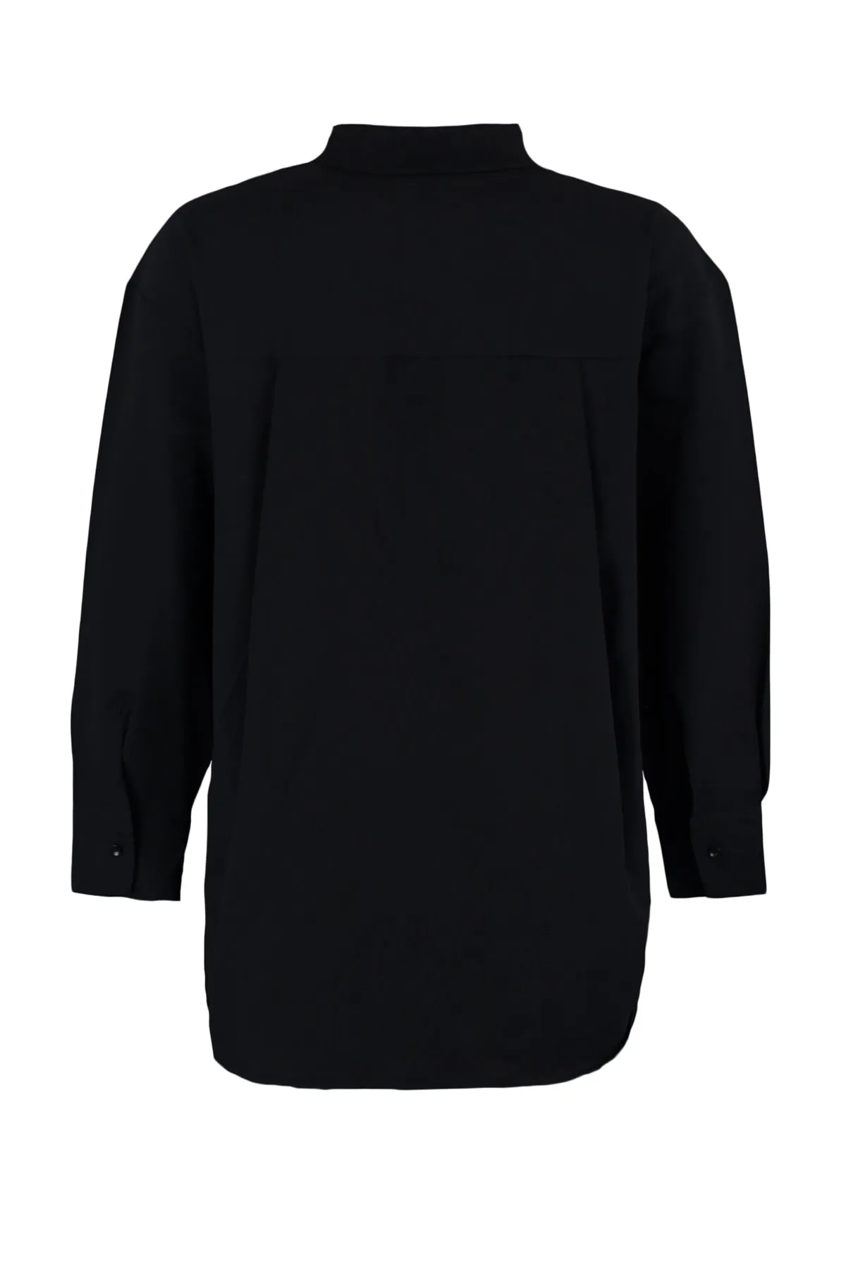 Trendyol Curve  Schwarzes Popeline-Hemd mit gewebter Tasche TBBAW23AX00013