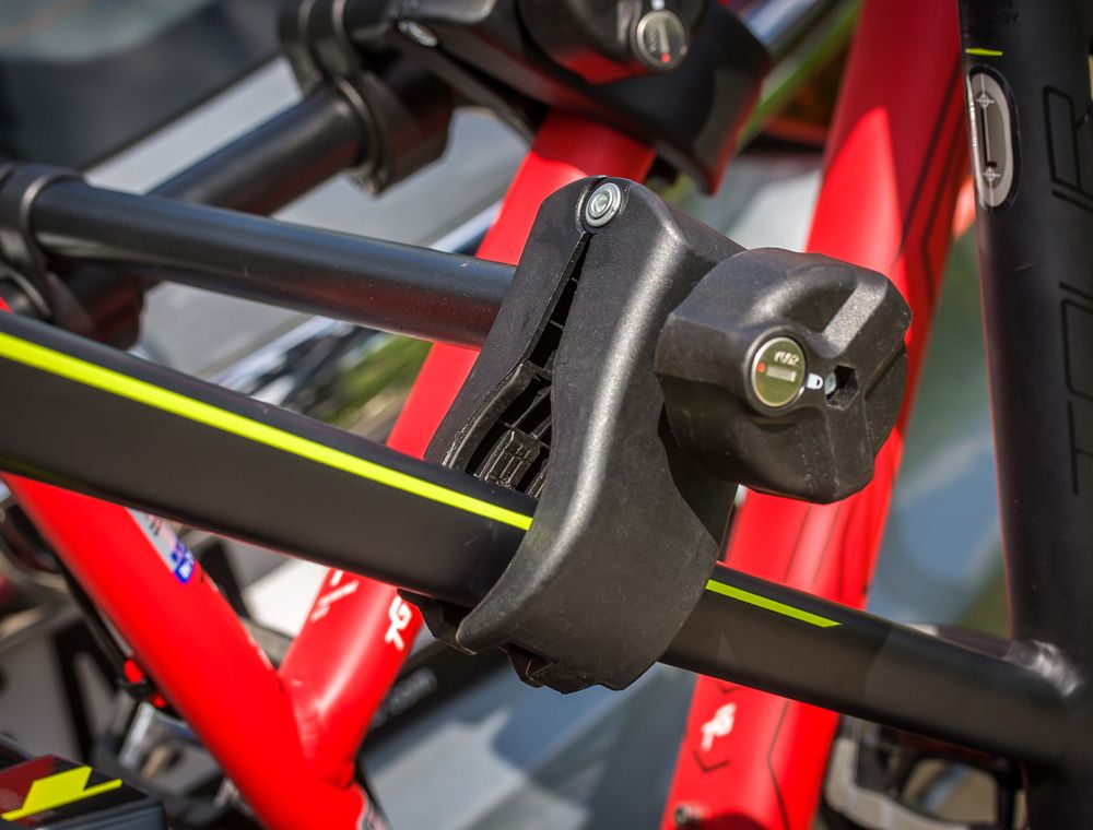 Eufab Rahmenhalter abschließbar für Fahrradträger Ø25-30mm kaufen | Bike-Discount
