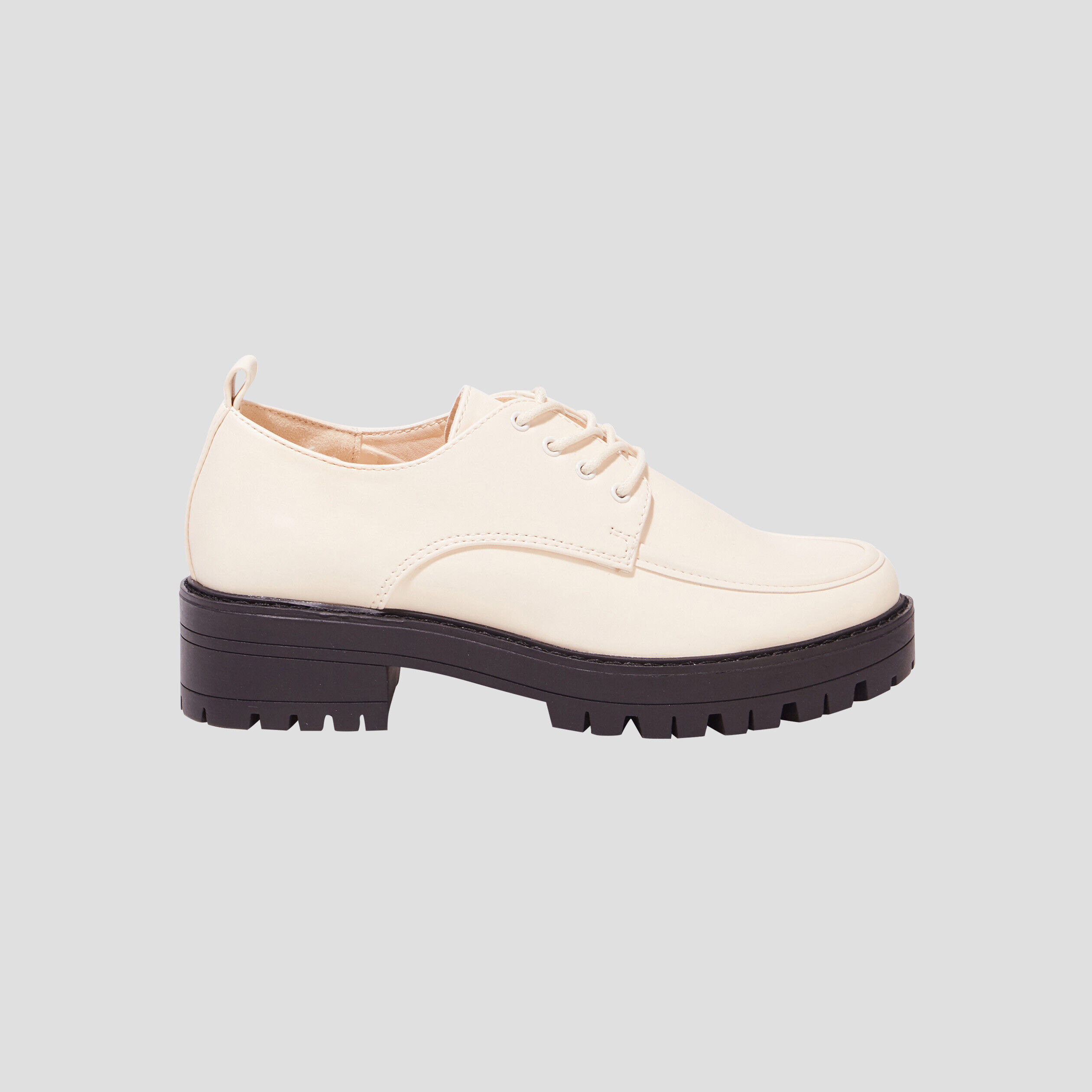 Derbies crantées ivoire femme | Cache Cache