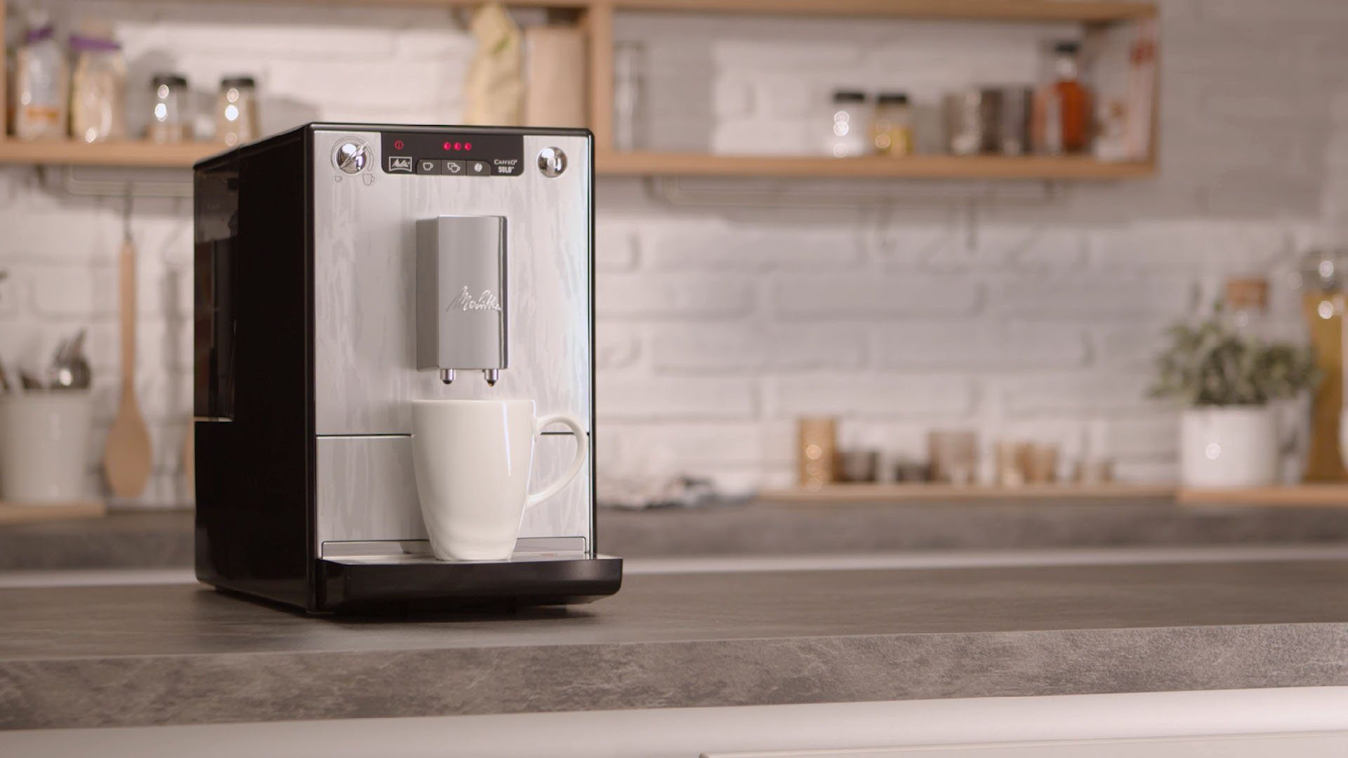 Melitta Kaffeevollautomat Solo® E 950-111, Organic Silver, Perfekt für Café crème & Espresso, nur 20cm breit