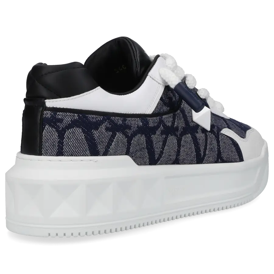 Valentino Garavani - Sneaker low ONE STUD XL Textil - weiß