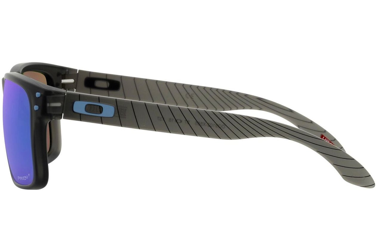 Oakley Holbrook Matte Grey Smoke/Prizm Sapphire Polarized