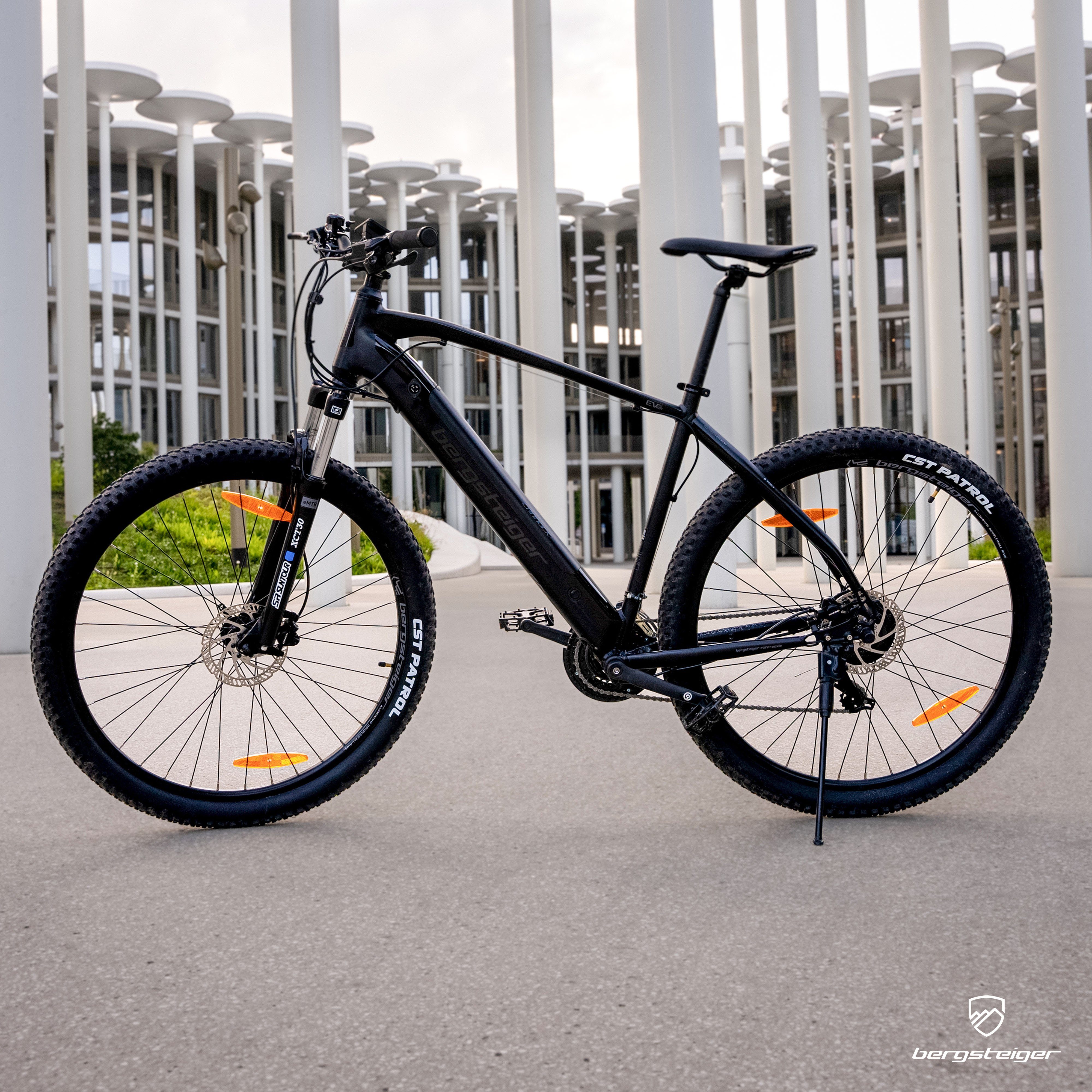 bergsteiger E-Bike Cannock E-Mountainbike mit 250 Watt Motor, 36V 10.4Ah & 12Ah Akku, Kettenschaltung, Heckmotor