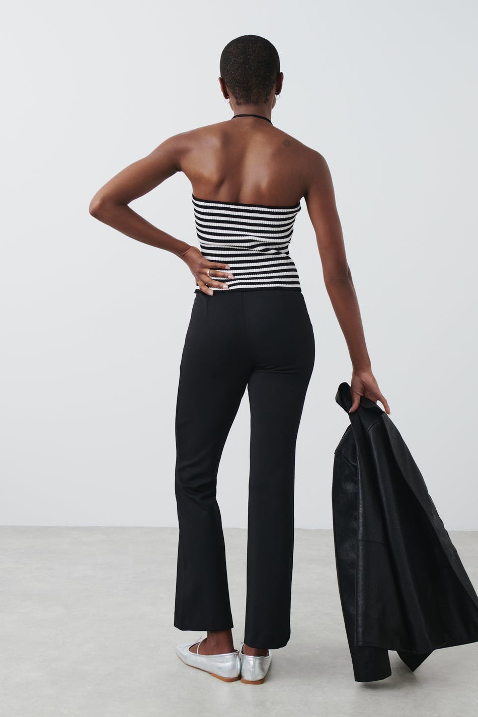 Low waist trousers
