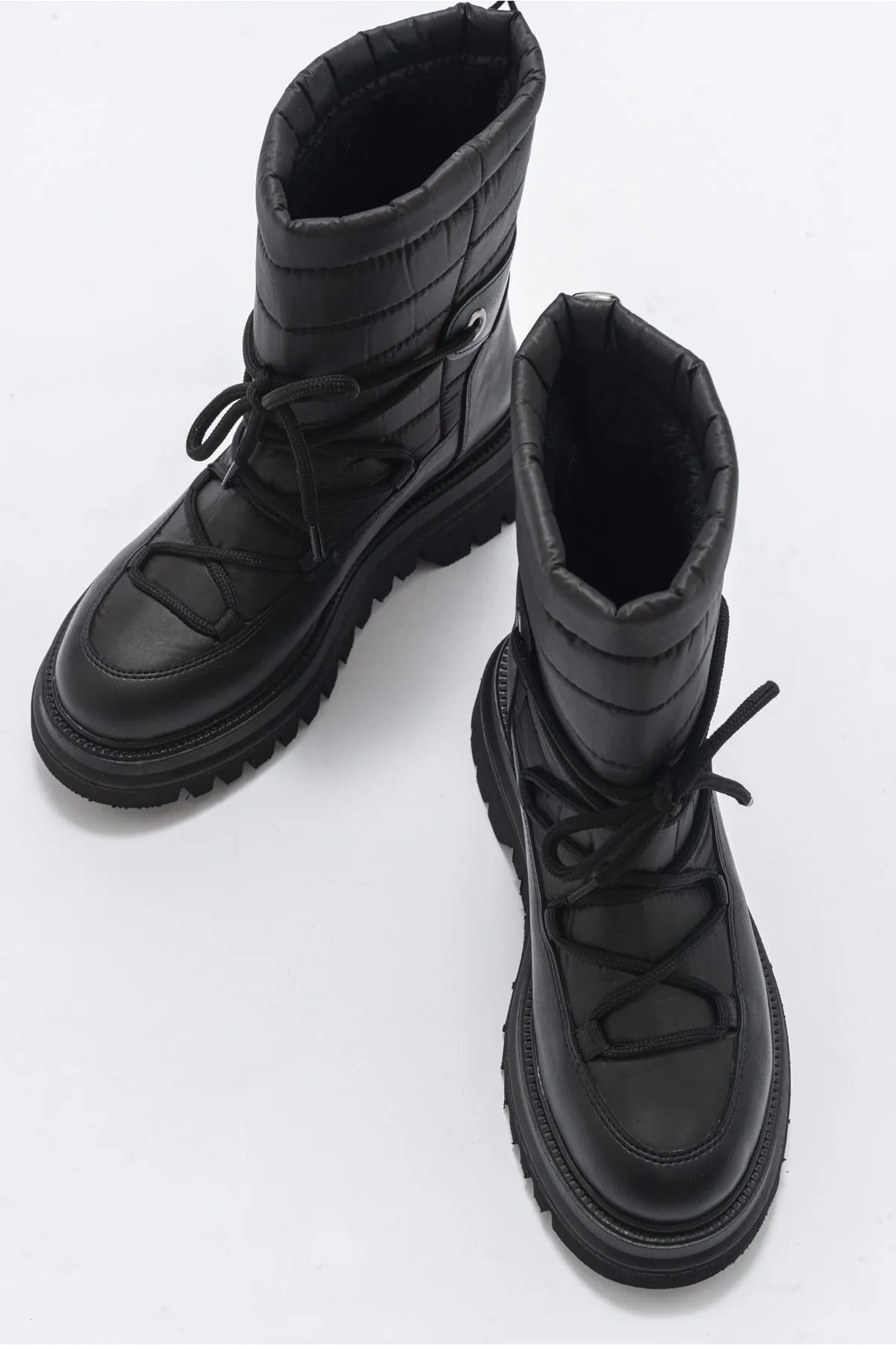 LuviShoes  Weld Black Skin Damen-Schneestiefel