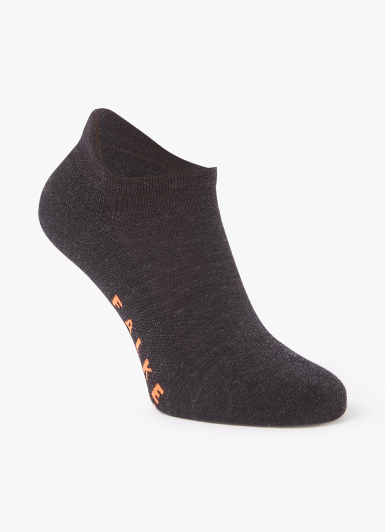 Șosete sport Falke Keep Warm, confecționate dintr-un amestec de lână virgină.