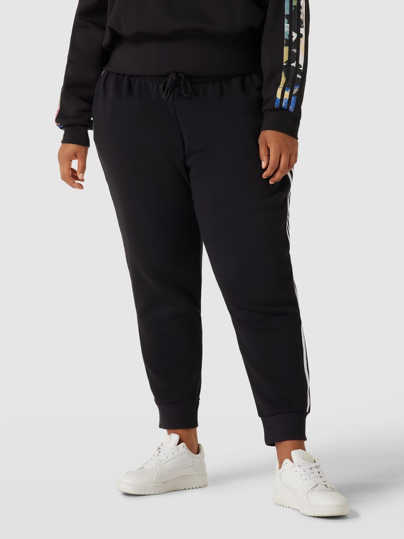 PLUS SIZE Sweatpants mit Brand-Stitching in schwarz